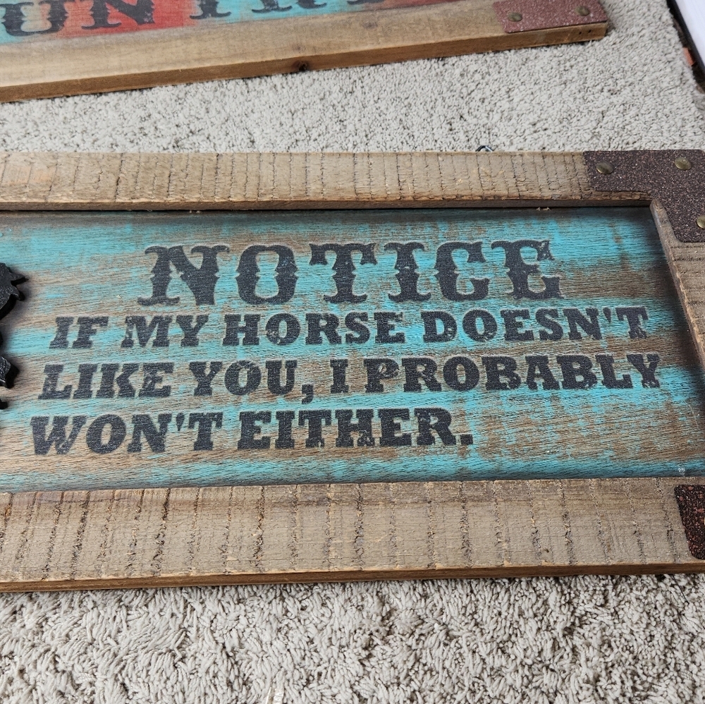 2 Western Decorative Signs With Horses - Picture 6 of 12